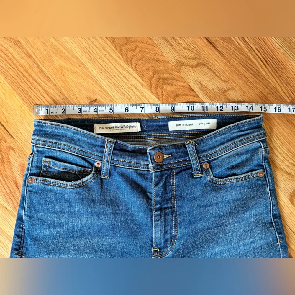 Pilcro and the Letterpress Anthropologie slim straight Jeans in Indigo‎